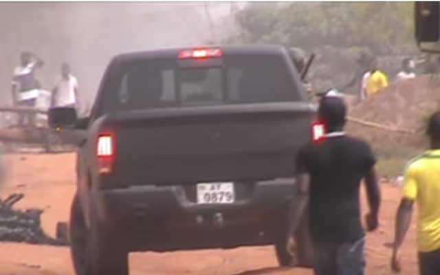 Togo : VIDEO / La voiture pick-up qui aurait assassiné les deux jeunes mécaniciens.