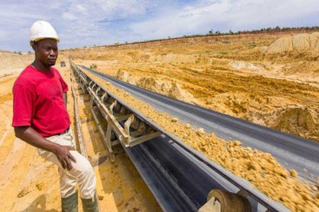 Rentrée scolaire 2012/2013 : Plus de 2,106 millions élèves ont repris le chemin de l’école ce lundi au Togo (REPORTAGE)