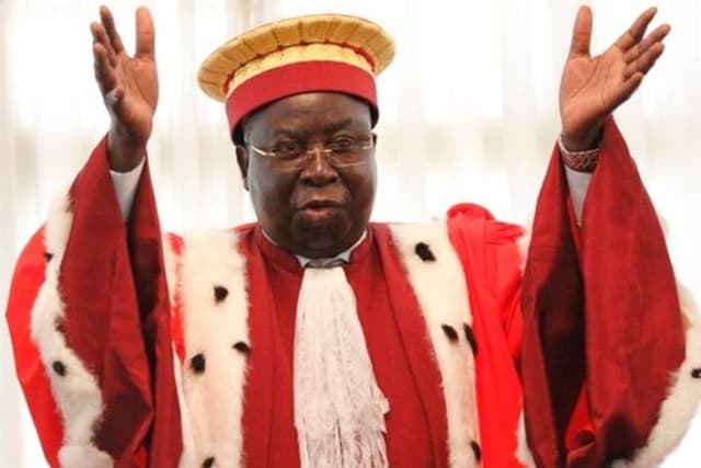 Togo : En voulant s’attaquer à Mgr Kpodzro, Abdou Assouma est devenu la risée du monde