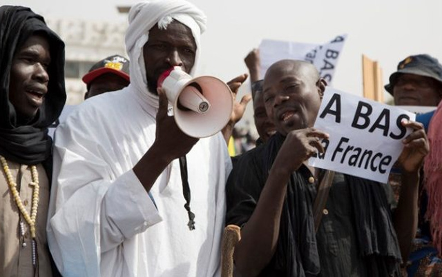 Mali: Un millier de manifestants à Bamako pour réclamer le départ des troupes étrangères