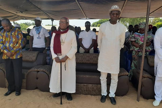 Togo : Mgr Kpodzro veut accompagner Agbéyomé chez Macron