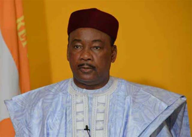 Issoufou à Alpha Condé : ‘’le temps des hommes qui s’autoproclament  irremplaçables tire à sa fin’’