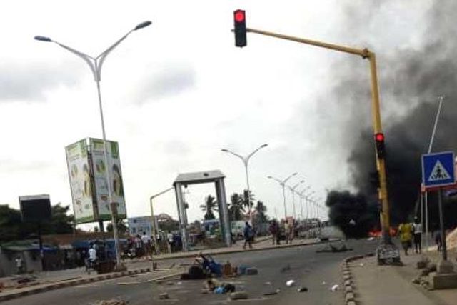 Couvre-feu/ Après la découverte du corps d’un jeune : Échauffourées entre forces de l’ordre et habitants d’Adakpamé