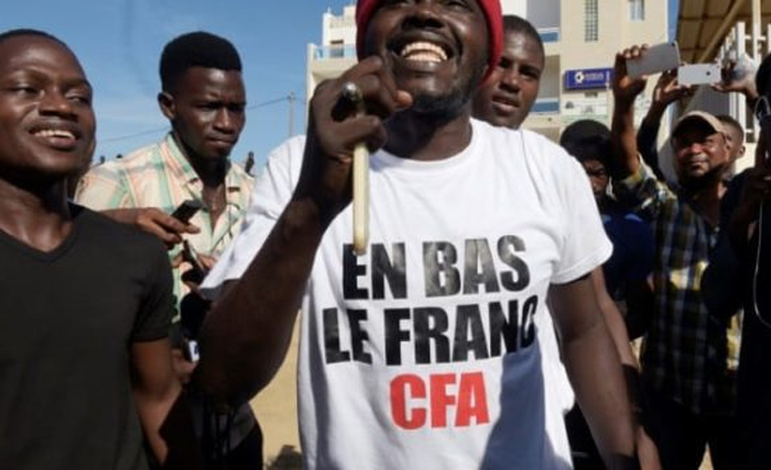 Les peuples doivent se rebeller contre ceux qui rêvent de les contrôler