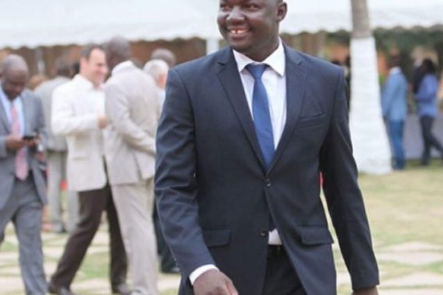 Vaccin AstraZeneca : Gerry Taama recadre le Prof Ihou Wateba