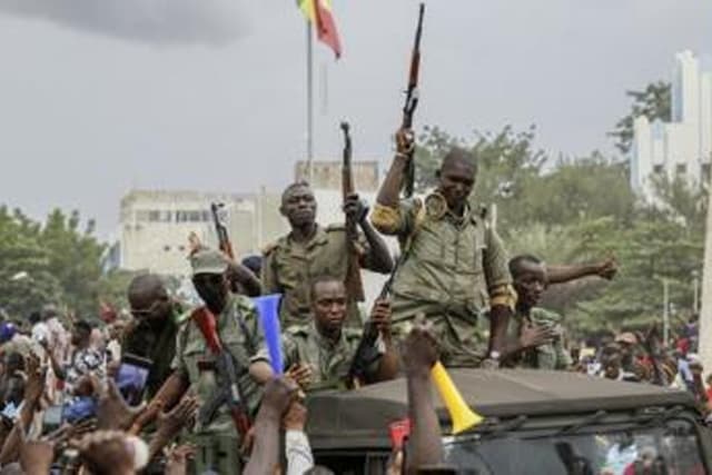 Afrique : Pourquoi nos armées sont si faibles et si peu fiables ?