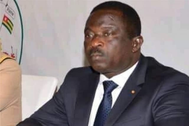 Togo : le nouveau chef de l’État-major des FAT, le Gal. Maganawe, appelle l’armée à plus de responsabilité