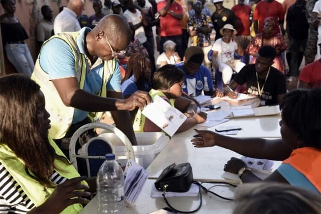 Afrique de l’Ouest : Les élections se suivent et se ressemblent