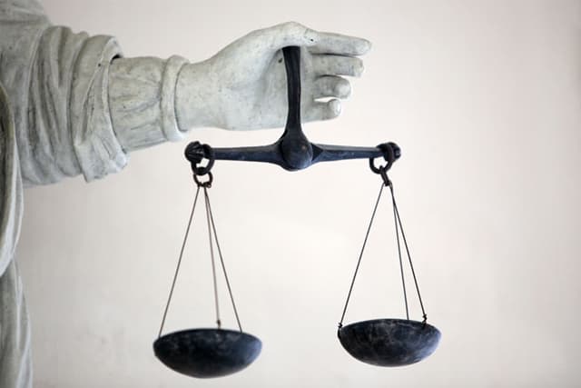 Tribunal de grande instance de Sokodé : Le président Kokoroko aurait-il fait du faux et d’usurpation de nom ?