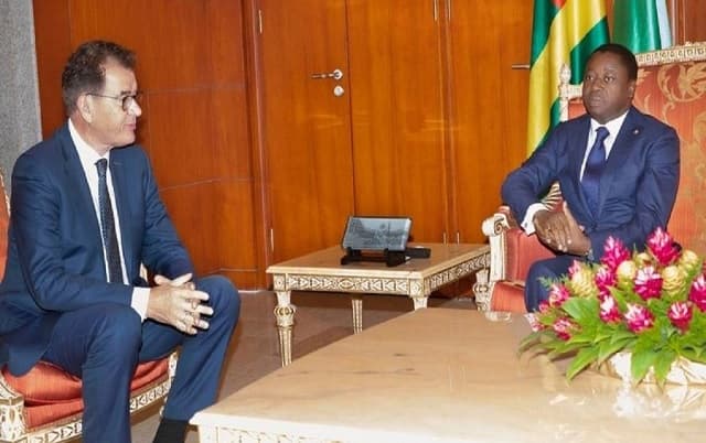 Gouvernance : La Leçon de l’Allemagne à Faure