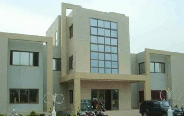 Togo : banni à vie par la FIFA, l’ex-sélectionneur des Eperviers, Tchanilé Bana, mis en garde par la FTF