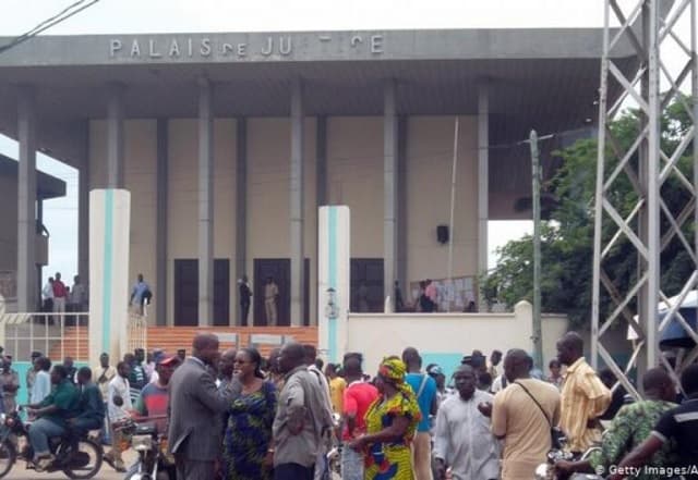 Togo/condamnation de 14 prisonniers politiques : L’ASVITTO dénonce un procès arbitraire