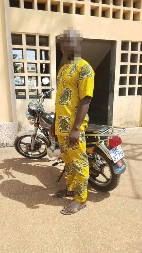 Togo : l&rsquo;homme qui a refusé d&rsquo;obtempérer à l&rsquo;agent de police au carrefour CICA-TOYOTA interpellé 