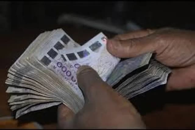 Togo : Un agent d’une microfinance joue au « Parifoot » avec l’épargne des clients