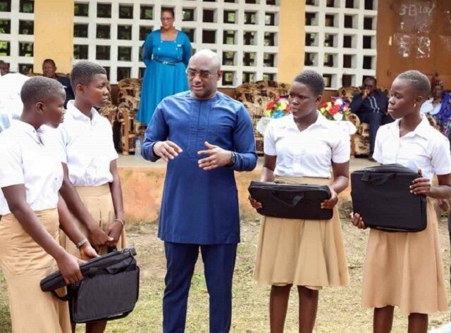 Togo : bientôt des  tablettes pédagogiques dans les établissements scolaires