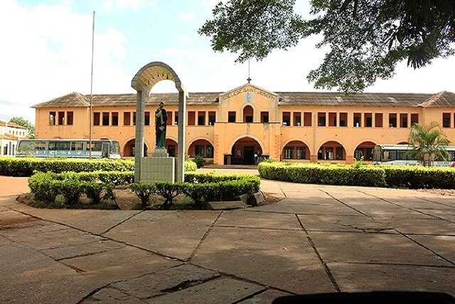 Togo/Quand Lomé n’était pas Vakpossito : Histoire sur les collèges et lycées du Togo