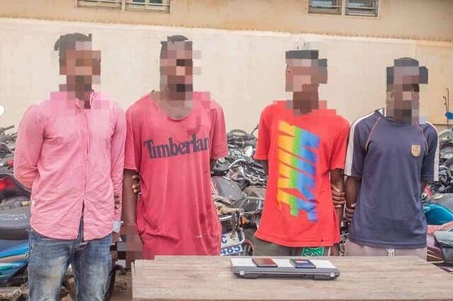 Togo : deux réseaux de voleurs de motos et téléphones portables interpellés; leur mode opératoire