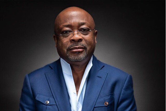 Le retour d’Alain Foka en Afrique fait débat