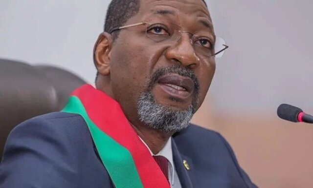 Liberté: Scandale de Corruption au Burkina Faso : Fuite d&rsquo;un Ancien Président de l&rsquo;Assemblée Nationale après l&rsquo; Arrestation de deux de ses Collaborateurs