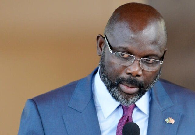 L’élégance Weah dans la défaite, énième leçon des pouvoirs «chauve-souris»