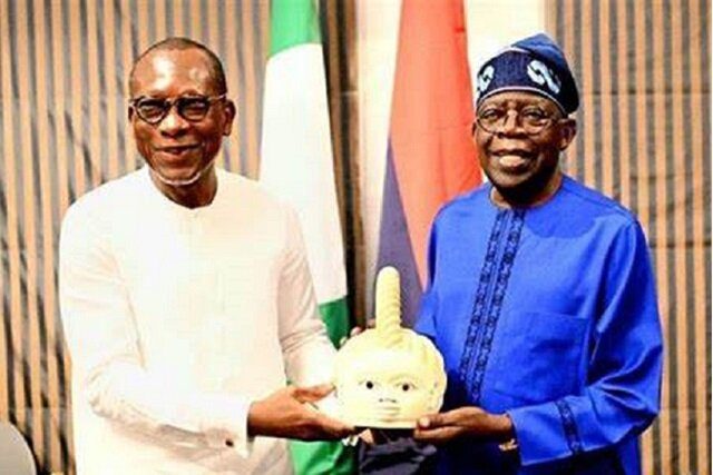 64e sommet de la CEDEAO : Les présidents Tinubu et Talon droits dans leurs bottes