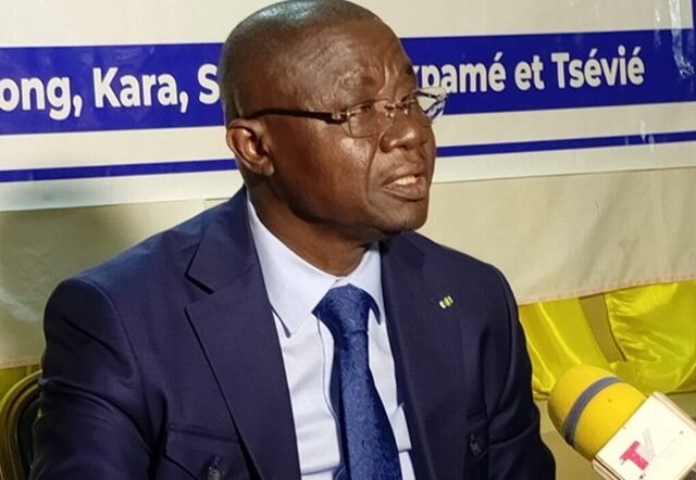 Togo : Le ministre Awaté exige l’expulsion des occupants aux abords des écoles