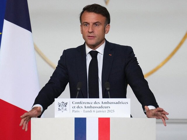 Analyse critique du discours du Président Français, M. Emmanuel Macron, lors de la 30e conférence annuelle aux ambassadrices et ambassadeurs de France.
