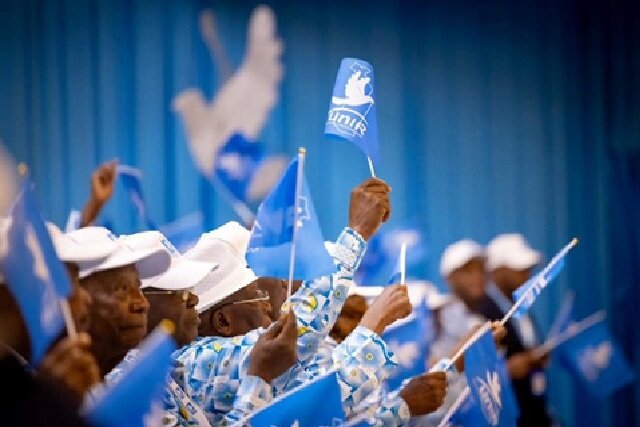 Le parti unique déguisé en multipartisme : Une escroquerie politique encouragée par l&rsquo;opposition. 