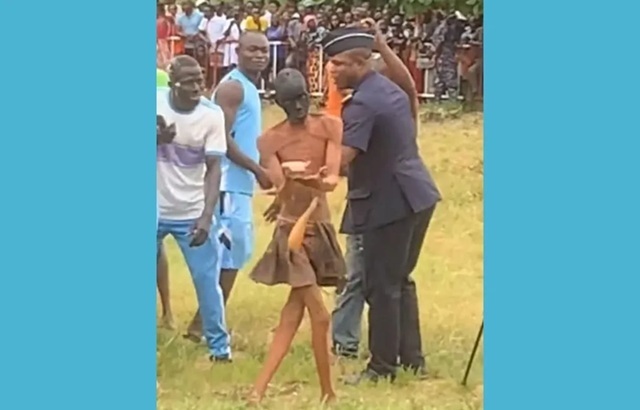 La misère du Togo en français Facile