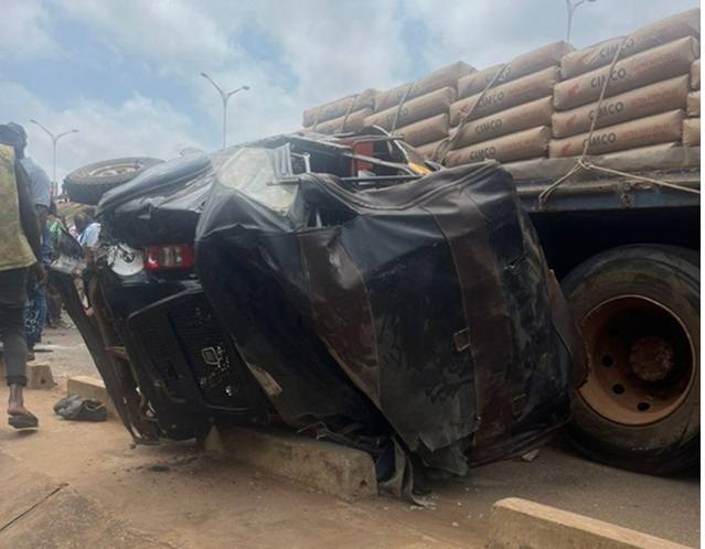 Togo/Drame  : un titan remorque cause plusieurs morts à l’echangeur d’Agoè