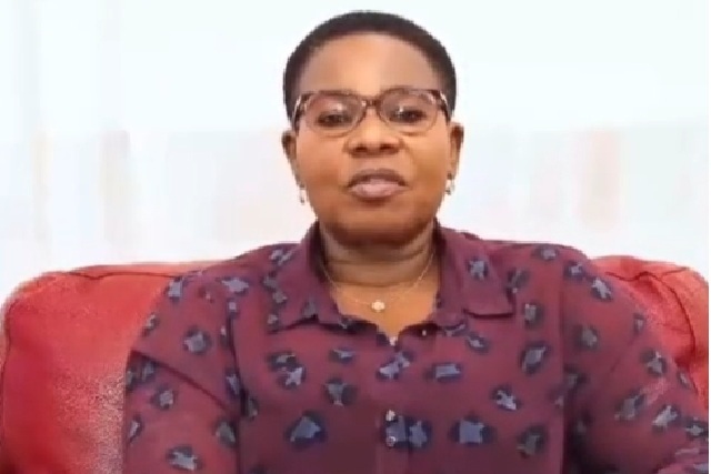 Togo : le 30 aout, l’ex-ministre des Armées Marguerite Gnakadé « marchera sur les trottoirs » (Vidéo)