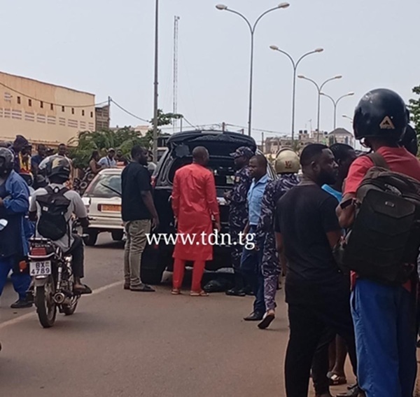 Braquage en plein jour à Hedzranawoe : une valise d’argent emportée par des hommes armés