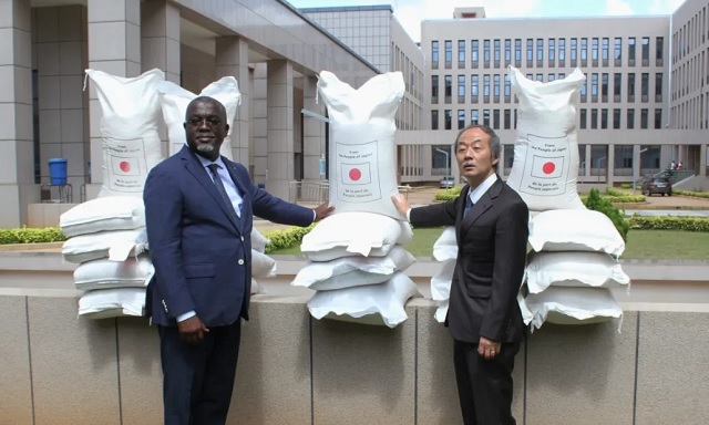 Togo / Diplomatie de la mendicité: Le gouvernement laisse pourrir des tonnes de riz local dans les magasins, mais court derrière le don de Japon