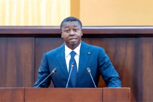 Le phénomène de la 5ème République acte une tradition de violation de la Constitution de 1992 et des engagements régionaux et internationaux